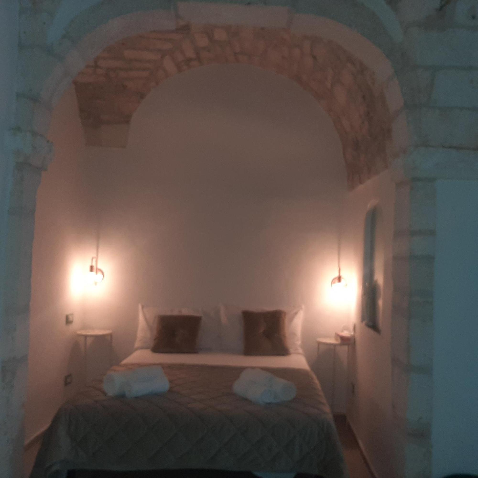 Dimora Lavinia Casa Vacanze Centro Storico Ostuni Ngoại thất bức ảnh